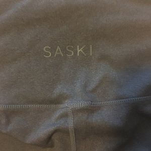 Saski workout shorts